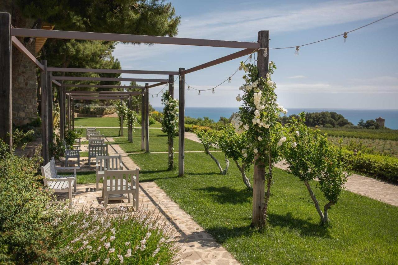 Masseria Agriturismo Torre Di Albidona Trebisacce Exterior foto